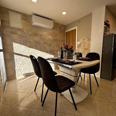 Apartman Veronika Vrsi Eksteriør billede