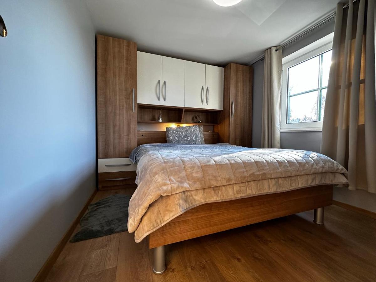Apartman Veronika Vrsi Eksteriør billede