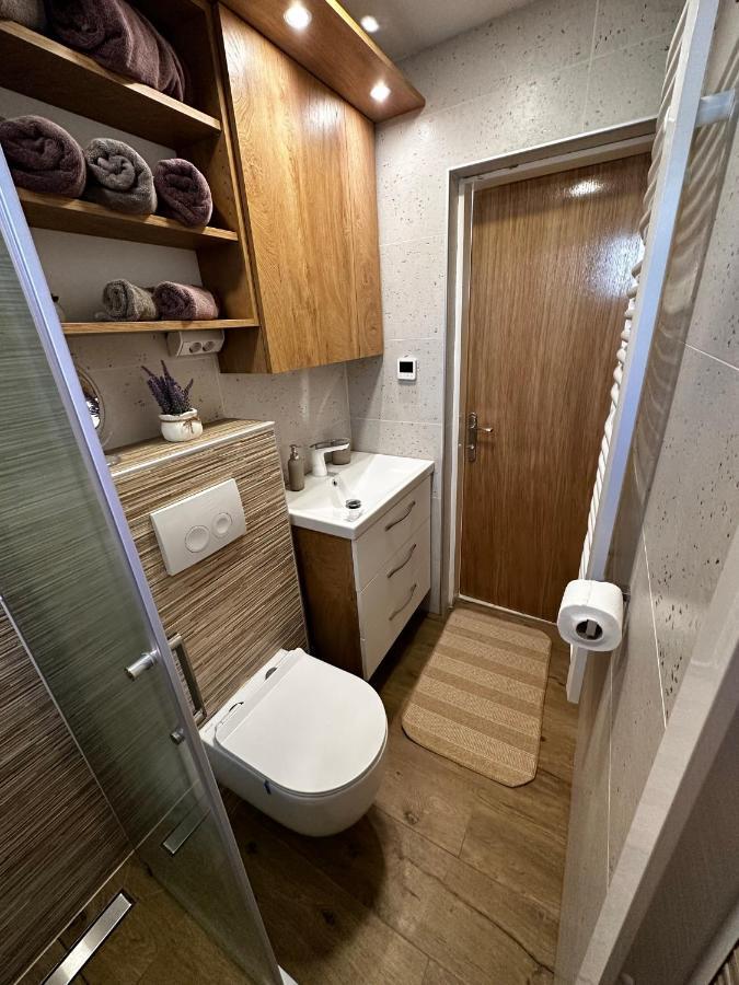 Apartman Veronika Vrsi Eksteriør billede